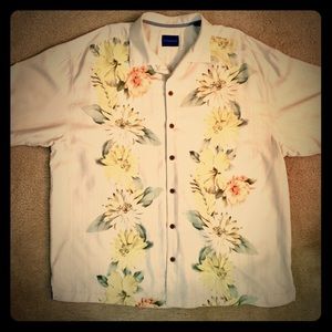 Tommy Bahama 100% Silk Floral size XXL